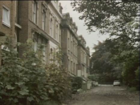 Mrs Podmore\u0027s Cat 3.jpg - Beech Street, Series 6, Episode 4: \u0027Mrs Podmore\u0027s Cat\u0027 (1972)