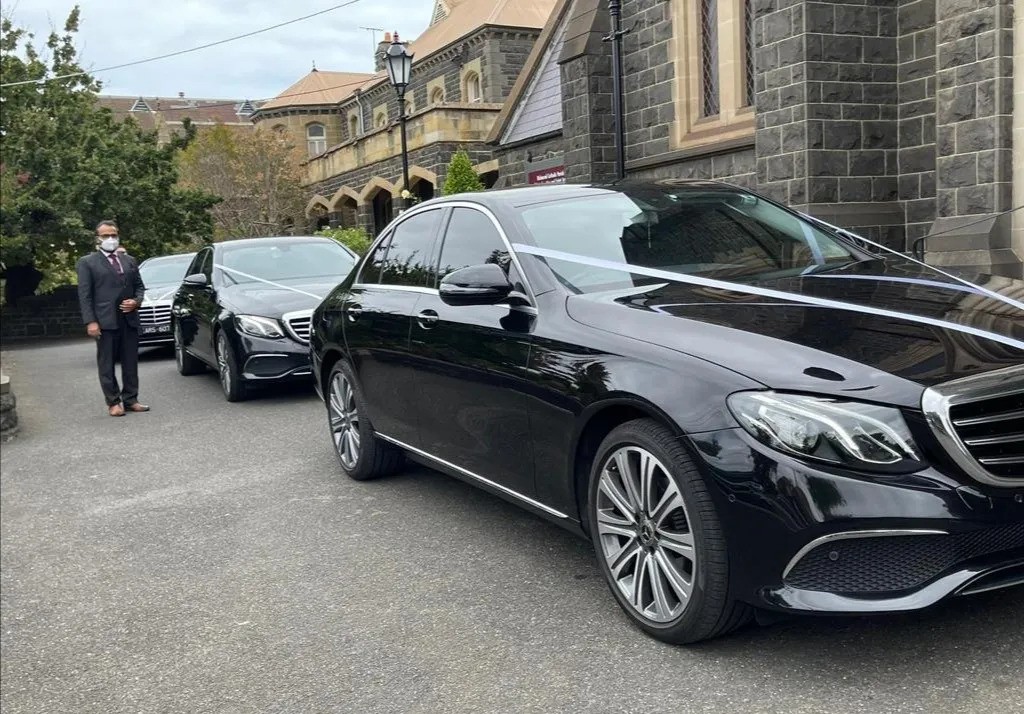 Wedding Cars Melbourne At Premium Chauffeur Cars, we specialize in providing luxurious transportation that complements your wedding vision.  For more visit: https://www.premiumchauffeurcars.com.au/wedding-car-hire-in-melbourne-geelong-ballarat-and-torquay/ by Premiumchauffeurcars