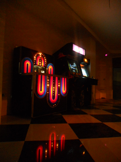COSTA RICA JUKE BOX AND VIDEO GAMES CALL CENTER.JPG THE OUTSOURCING INDUSTRY ACKNOWLEDGES A 10 YEAR ANNIVERSARY FOR COSTA RICA'S CALL CENTER. by richardblank