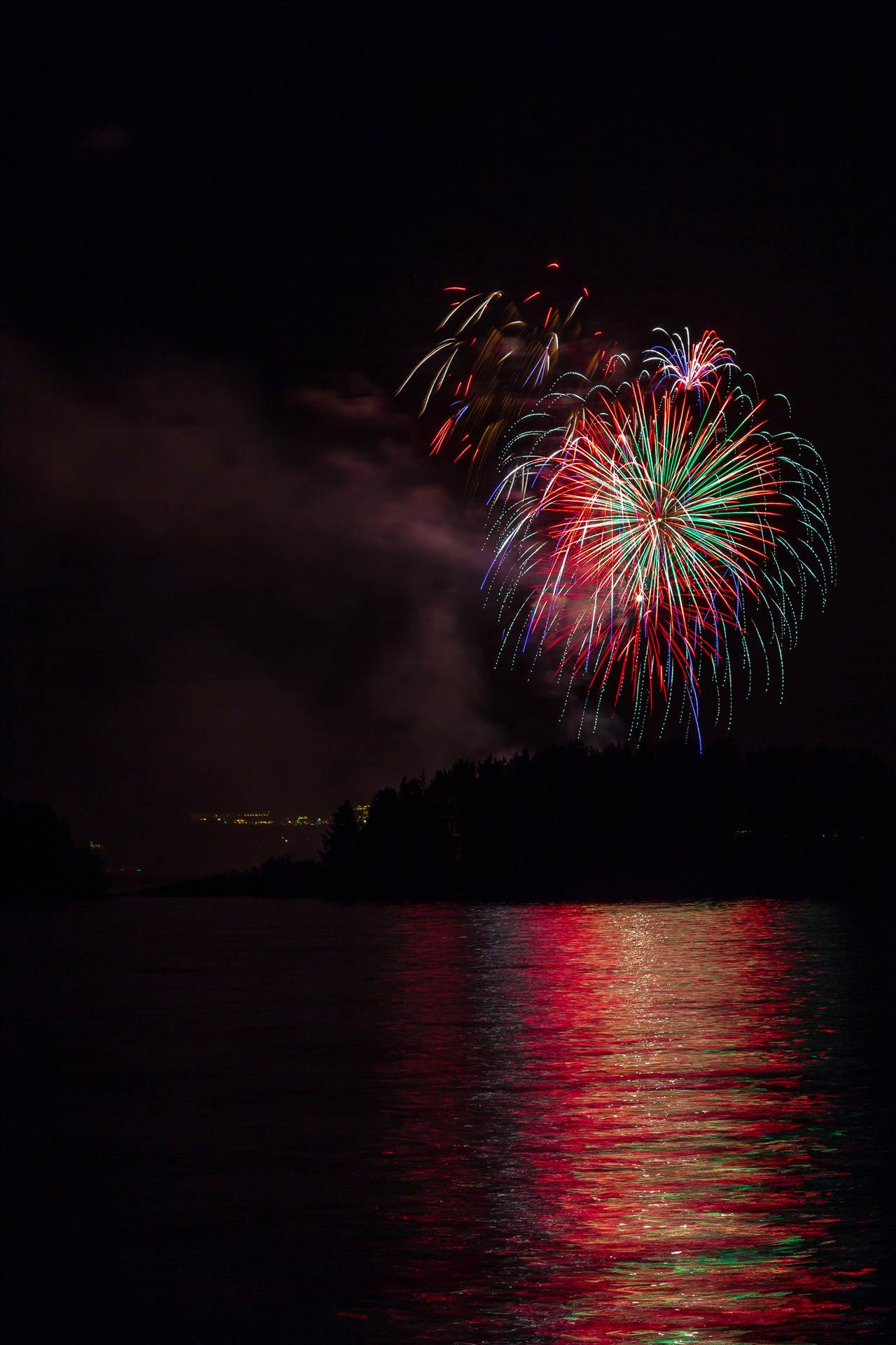 Dillon Reservoir Fireworks 2015 34  by Scott Smith Photos