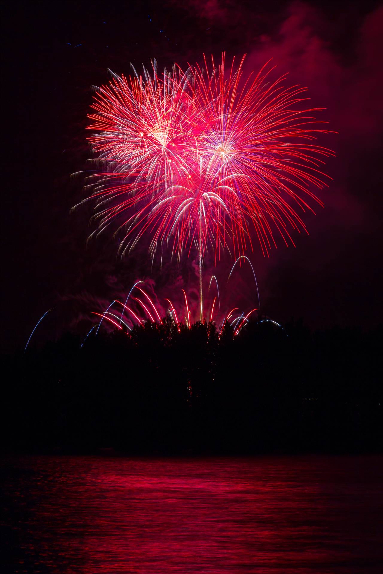 Dillon Reservoir Fireworks 2015 60  by Scott Smith Photos