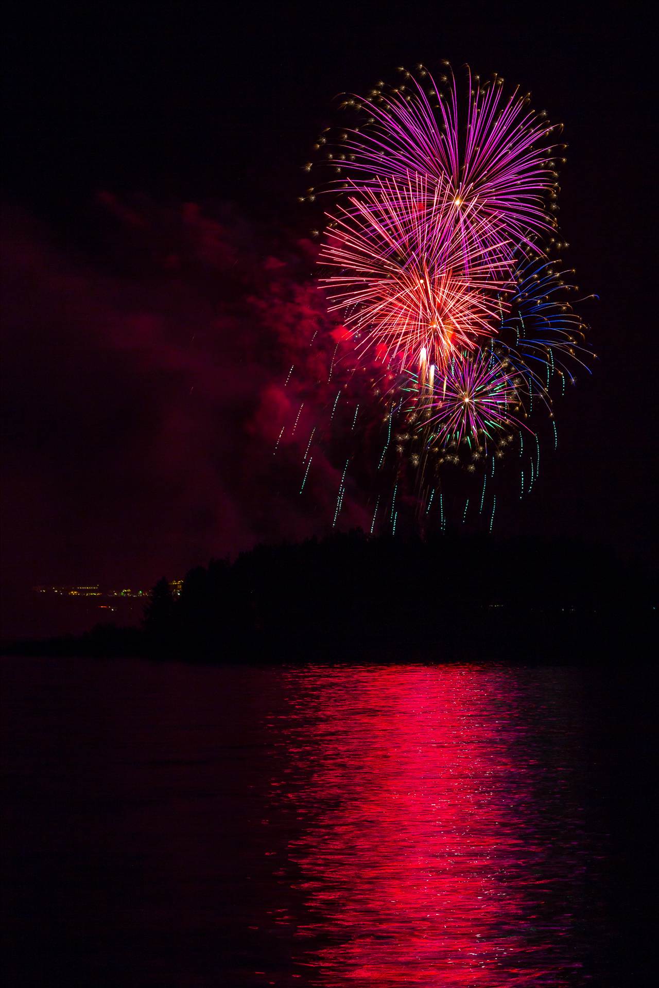 Dillon Reservoir Fireworks 2015 32  by Scott Smith Photos
