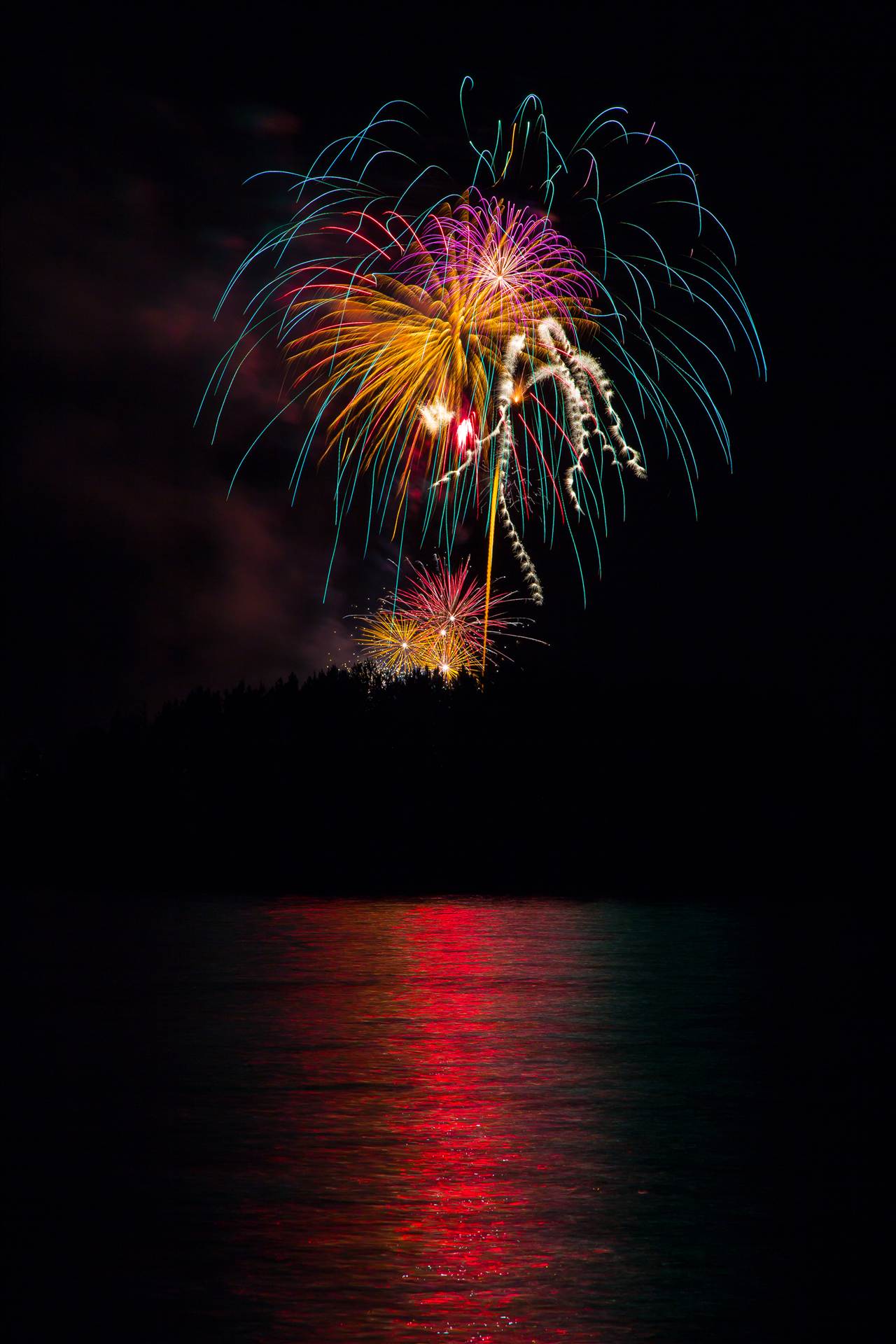 Dillon Reservoir Fireworks 2015 41  by Scott Smith Photos