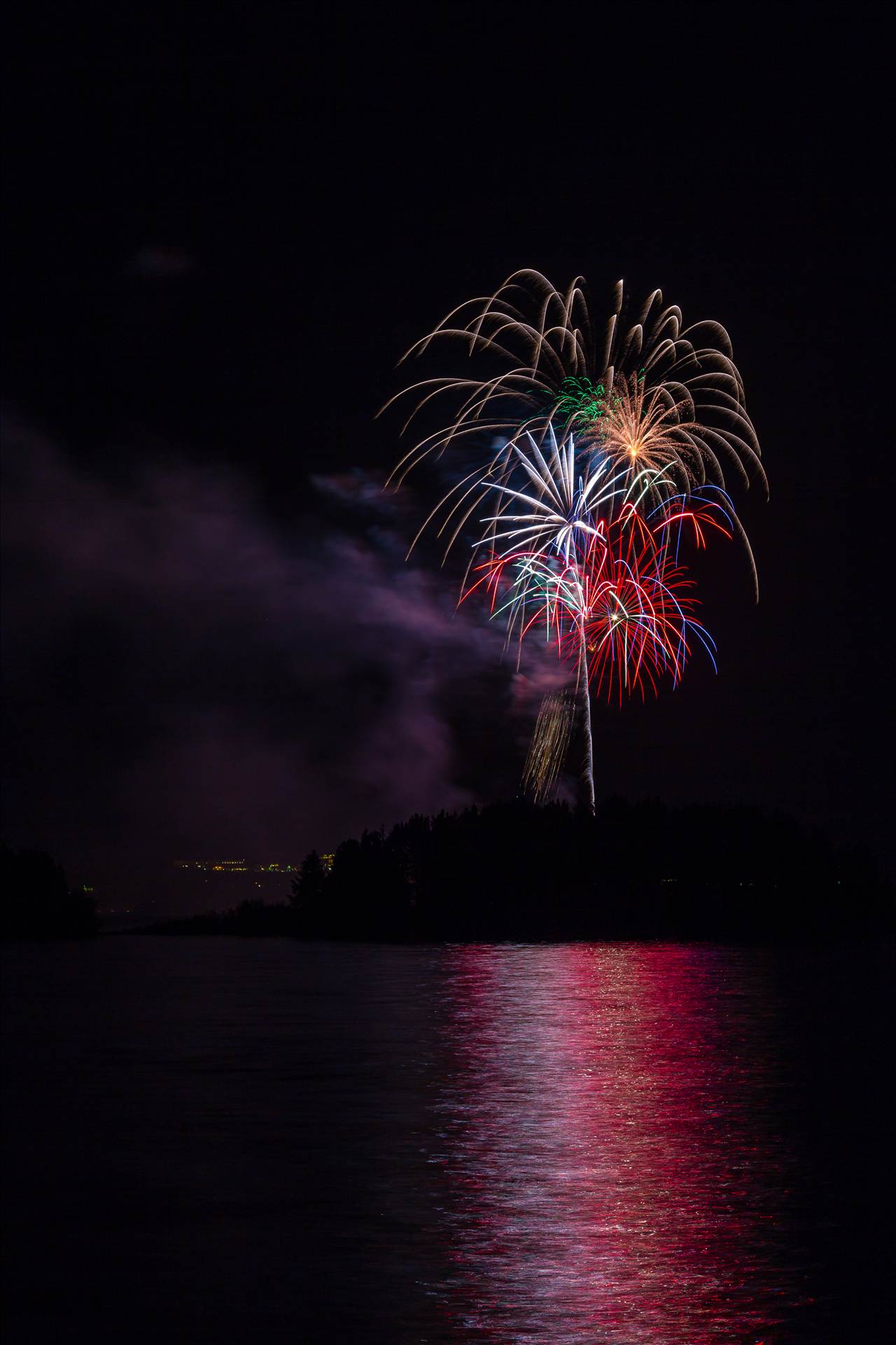 Dillon Reservoir Fireworks 2015 33  by Scott Smith Photos