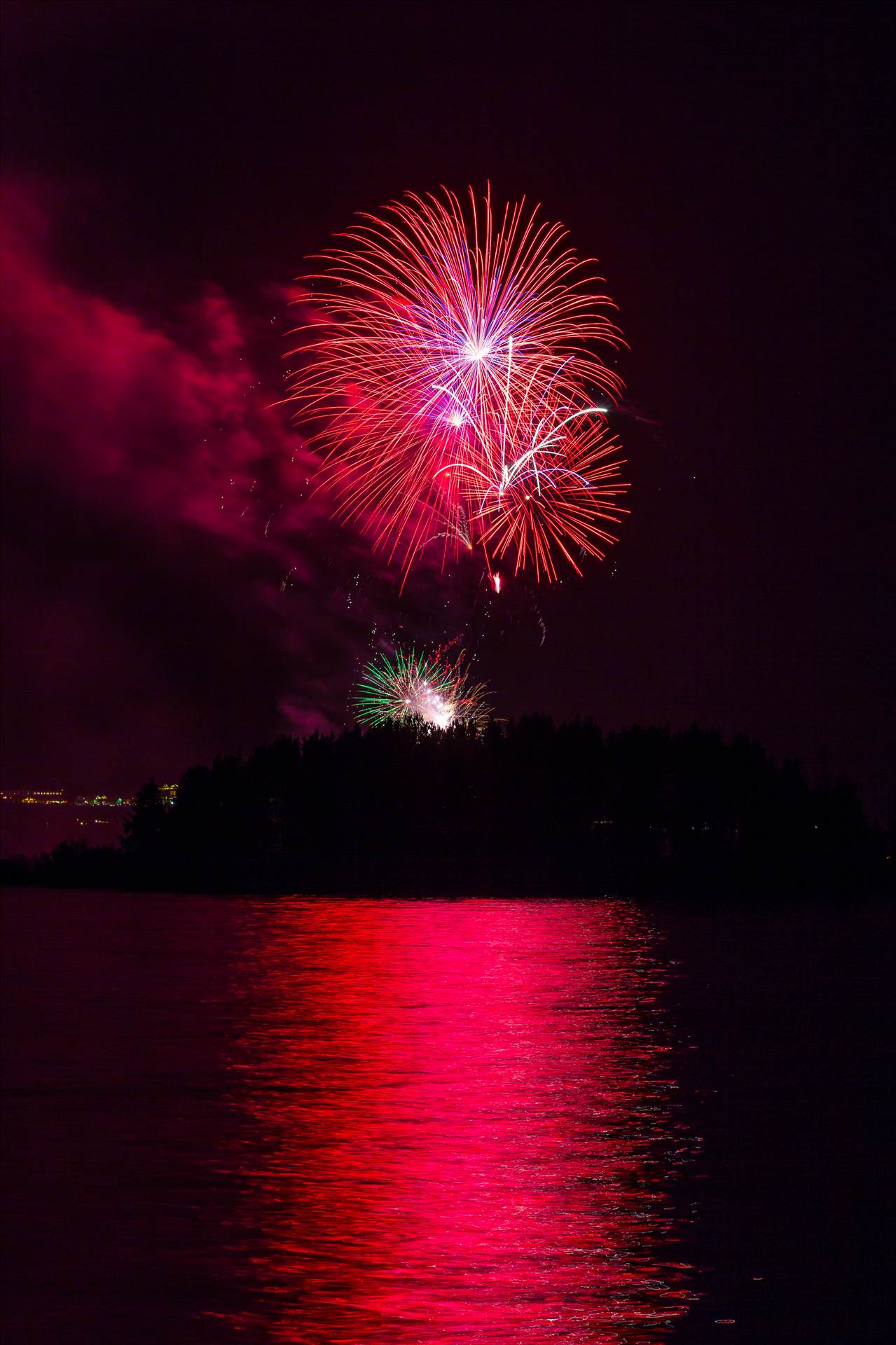 Dillon Reservoir Fireworks 2015 40  by Scott Smith Photos