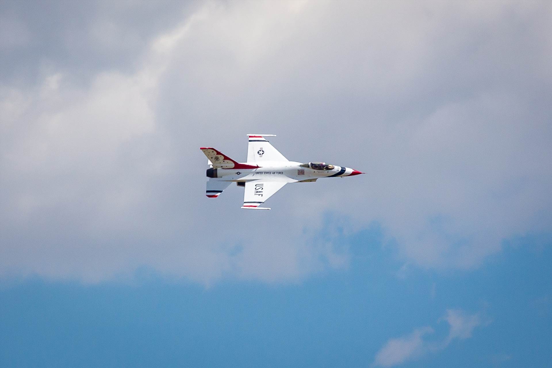USAF Thunderbirds 13  by Scott Smith Photos