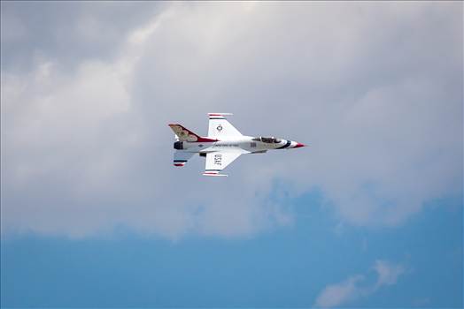 USAF Thunderbirds 13 by Scott Smith Photos