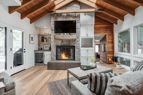 home renovation bend Oregon Ready to transform your home in Bend, Oregon? Complements Home specializes in professional house renovation services to innovate and solidify your living space. For more details, visit: https://www.complementshome.com/ by Complementshome