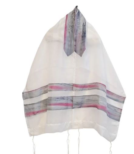 silk tallit A silk tallit brings a soft feel and artistic character to prayer. Galilee Silks creates handmade silk designs with care in Israel.  For more visit: https://www.galileesilks.com/collections/silk-tallit by Galileesilks