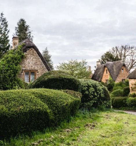 Private guided tours Cotswolds.JPG  by Ukprivatetours
