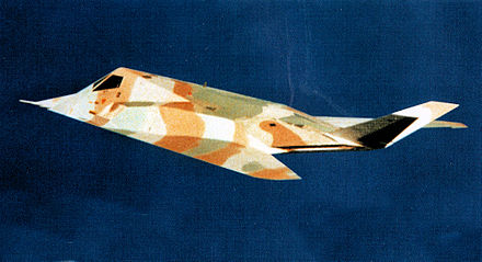 440px-Lockheed_F-117A_Nighthawk_79-10780_Camo.jpg  by LordDUnivers