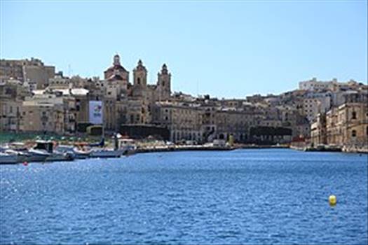 293px-Malta_-_Cospicua_-_Triq_Santa_Tereza+Dockyard_Creek_(MSTHC)_01_ies.jpg by LordDUnivers