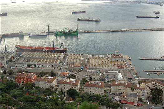 Gibraltar_Naval_dock_and_South_mole.JPG by LordDUnivers