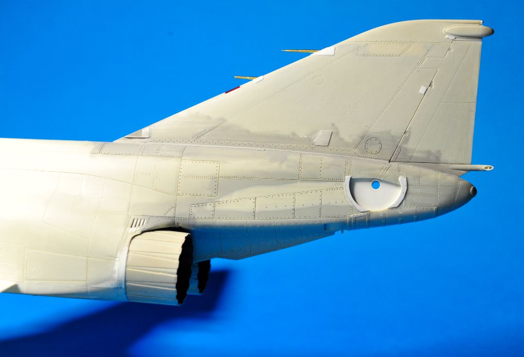 Rear_fuselage.JPG  by Studios Jardin