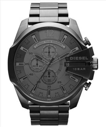 Features:

Black IP Stainless Steel Case
Black IP Stainless Steel Bracelet
Quartz Movement
Scratch Resistant Mineral Crystal
Grey Dial
Luminous Grey Skeleton Hands And Index Hour Markers
Date Display At The 3 O’clock Position
Chronograph
3 Sub-D