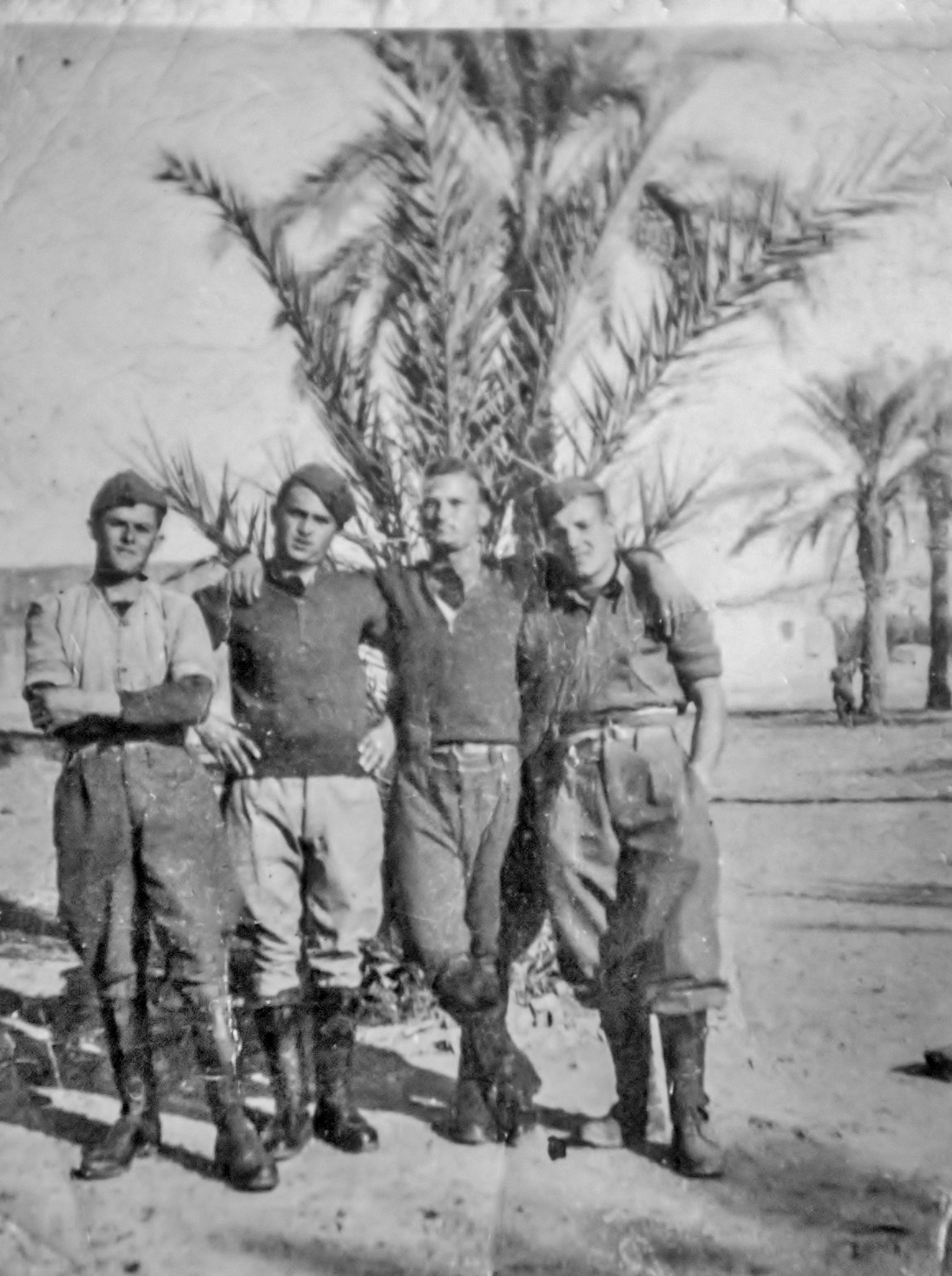 Giuseppe Torcasio:italian soldiers ww2 Giuseppe Torcasio: second from the right in North Africa WWII by johntorcasio