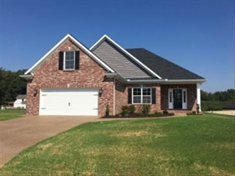 John Elpers Homes is one of the well-known builders, offering house plans, home designs, custom homes, new construction homes in & around Evanville IN, Poseyville IN, Wadesville IN, Newburgh IN.