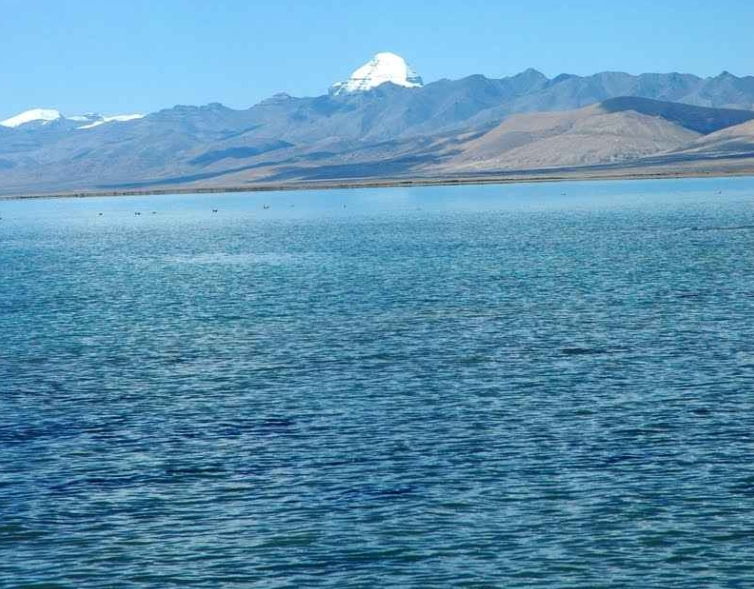 Kailash Mansarovar Lake  by raghukul