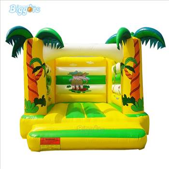 Inflatable trampoline by yardbouncycastle