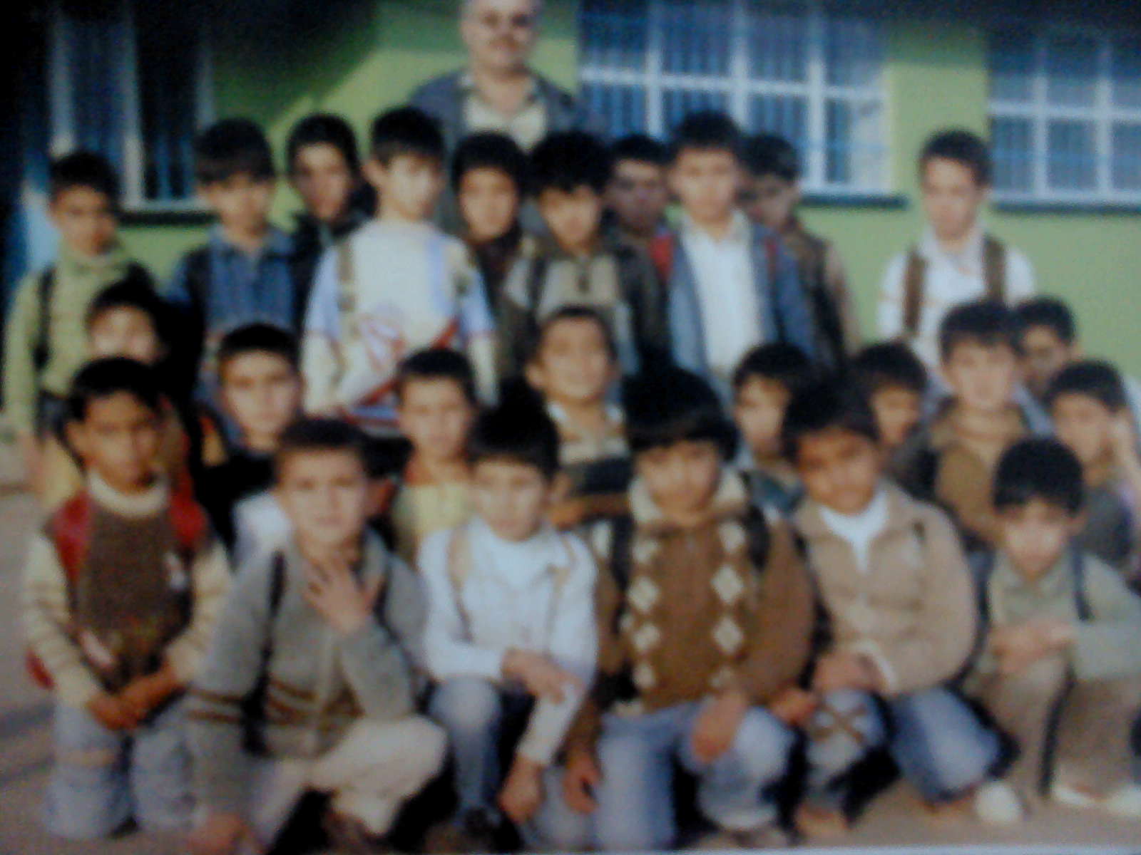 DSC00308.JPG کلاس سوم دبستان مدرسه شهید مدنی مرکید "اردیبهشت 88 by mohammad1378