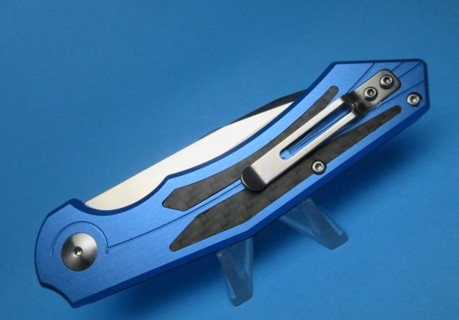 Switch blades Choose the extremely portable and lightweight best-in-class Switch blades that have their source in medieval Italy of the 15th century. For more visit: https://www.myswitchblade.com/ by Myswitchblade