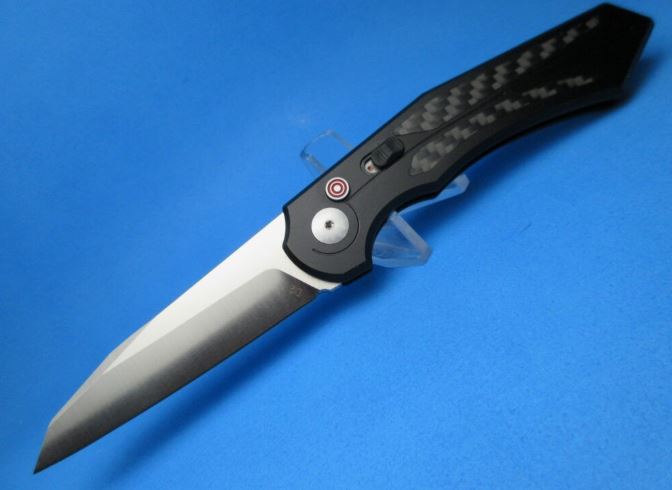 Switchblade Knives With its origin in 15th century medieval Italy, the ideal multipurpose EDC gadget of Switchblade Knives is available in assorted designs of folded. For more visit: https://www.myswitchblade.com/ by Myswitchblade