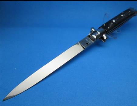 Switchblade Knives by Myswitchblade