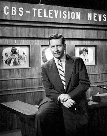 Douglas_Edwards_With_the_News_CBS_1952.JPG by JohnBunker