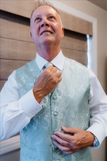 GroomPrep-6057.jpg by David and Gina