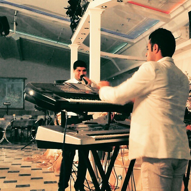 افشین لکی پور و سعید کیاپاشا live music band and Dj by afshin lakipoor