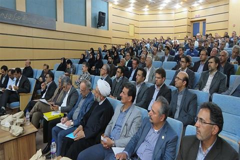 photo 3.jpg photo was taken at the conference of the faculty council of semnan university by kheyrodin
