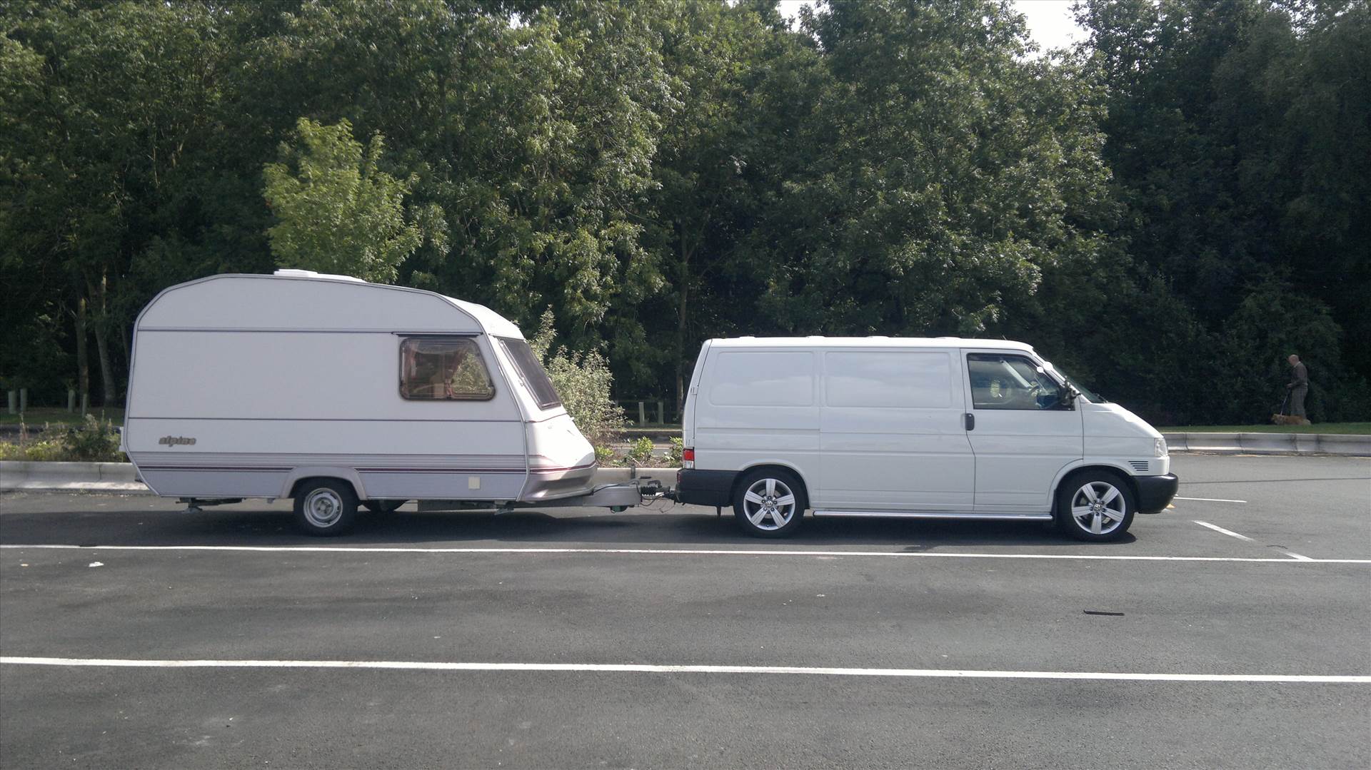 2013-09-08-1182.jpg  by Matt T