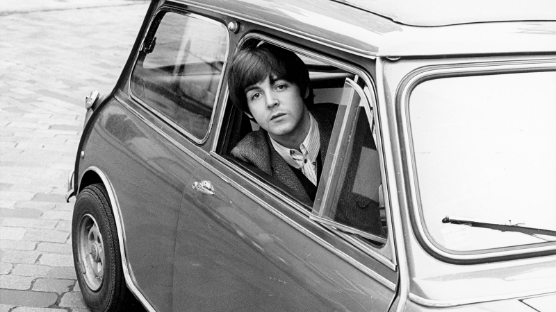 00_classic_and_sports_car_paul_mccartney_mini_worldwide_auctions_3.png  by Villain