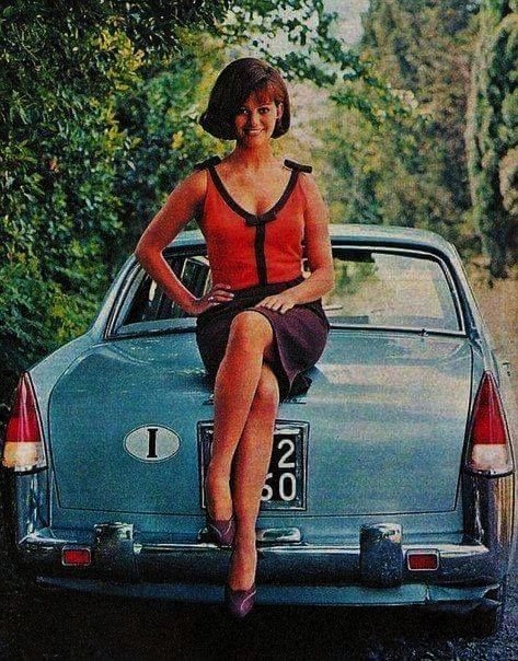 LANCIA FLAMINIA & CLAUDIA CARDINALE.jpg  by Villain