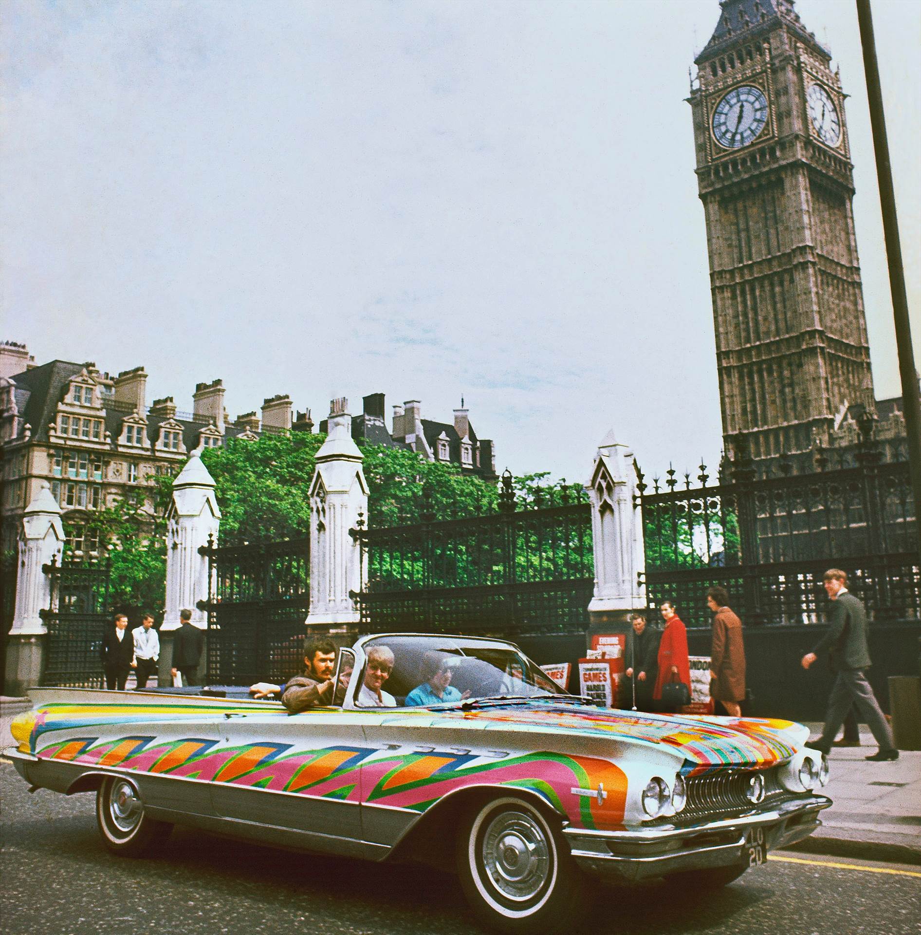 PH LONDON CADDY 1966.jpg  by Villain