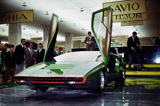 Bertone Carabo-is-a-concept-car-you-ll-never-forget-1476934260065-2000x1322.jpg - 