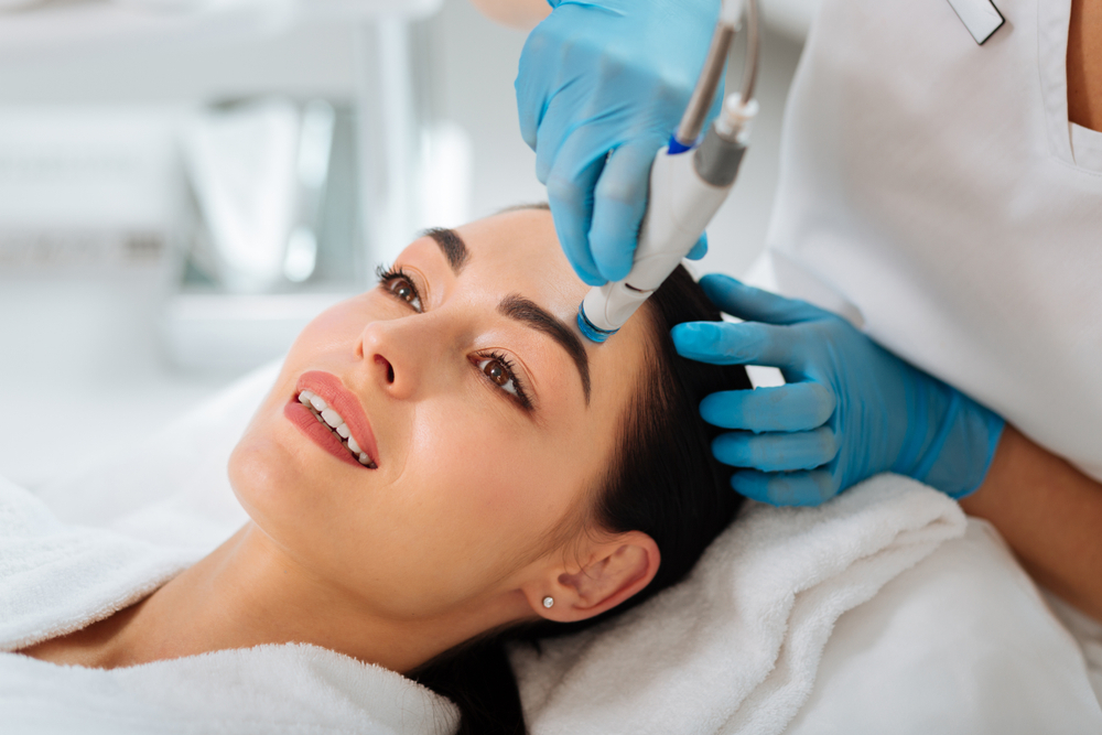 Hydrafacial This Is The Most Popular Facial Treatment EVER And It’s Amazing.jpg  by neweraskin