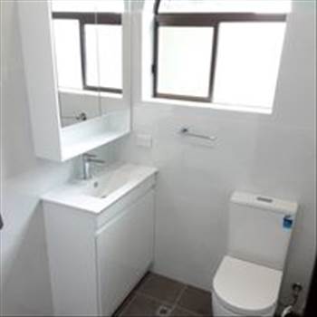 Find Luxurious bathroom design Eastern Suburb Adelaide from Bathroom Renovators Warehouse, the leading and reliable Australian-owned wholesale enterprise.  Visit: https://brwsa.com.au/renovation-packages/