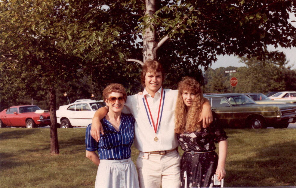 Mom&Tom&Terri grad 1983.jpg  by tim15856