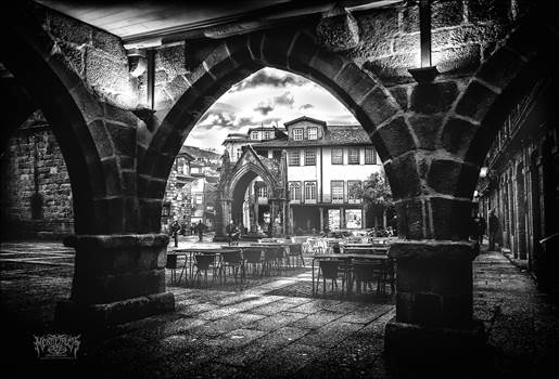 12845759675_0228145173_o.jpg - undefined