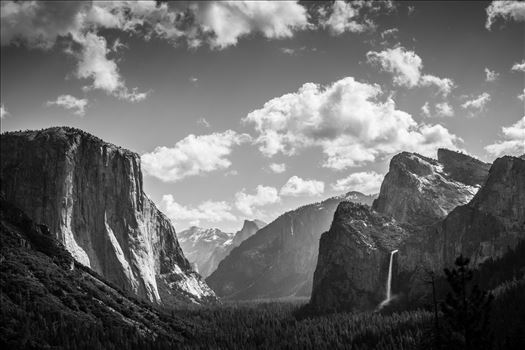"The Grandeur of Yosemite" by Eddie Zamora