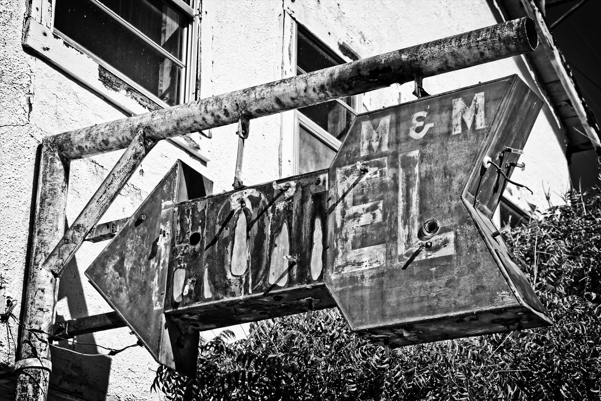 M&M Hotel Sign  by David Verschueren