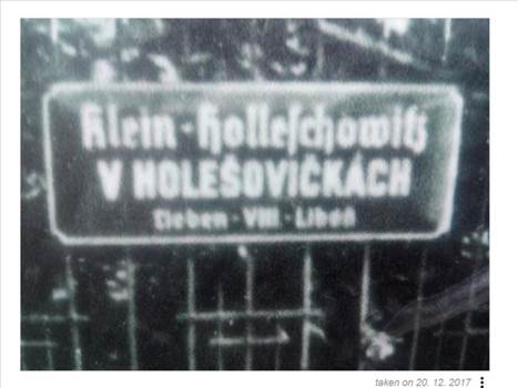 Holesovich sign.JPG by Dioramartin