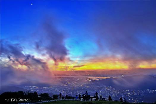 A Burning Sky - Photo taken at sunset time on Tai Mo Shan, the tallest hill in Hong Kong.