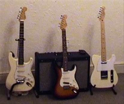 guitars3.gif by arbee