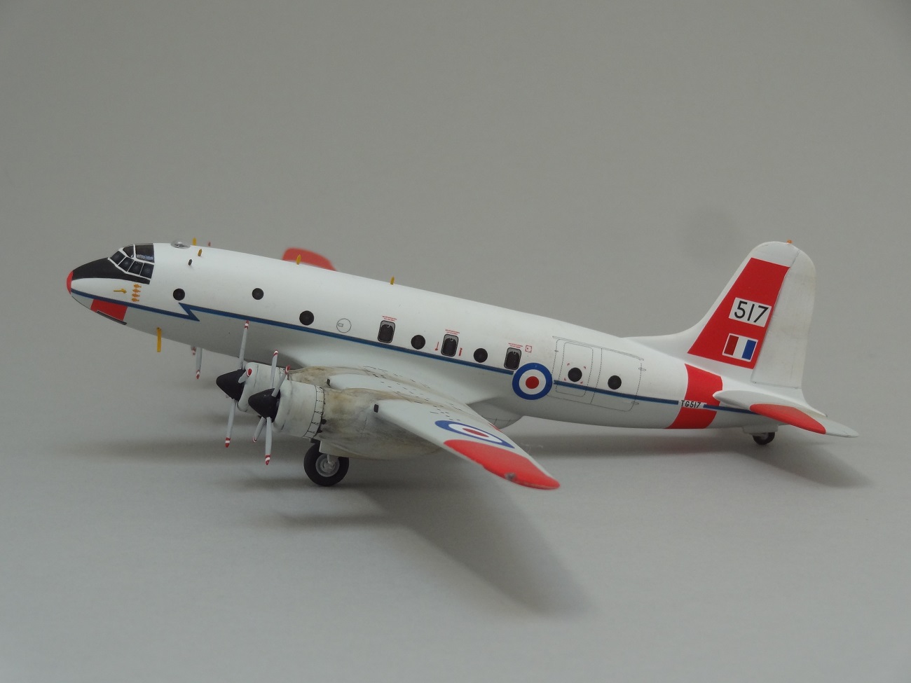 Hast T5 LR 2.JPG  by Vincent