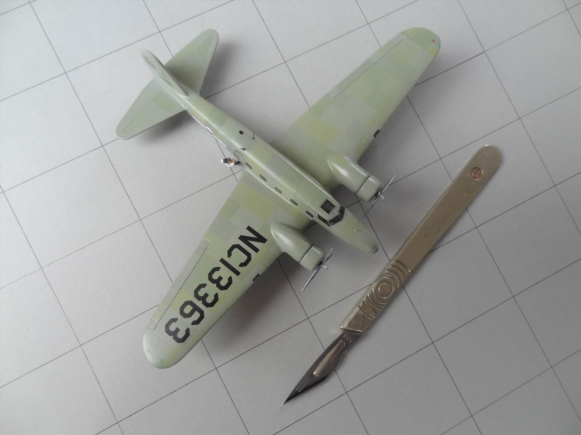 B247b.JPG  by Vincent